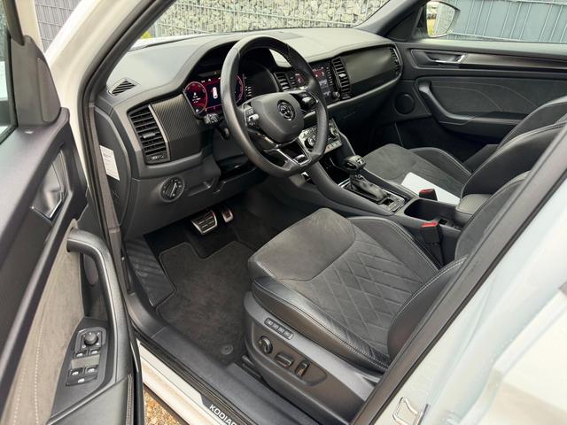 Skoda Kodiaq 2.0 TSI 4x4 DSG SPORTLINE AHK 