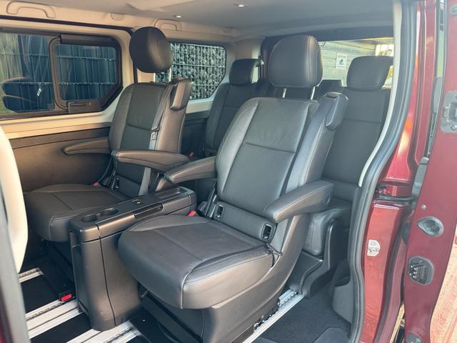Renault Trafic dCi 170 EDC SpaceClass Escapade Leder ACC 