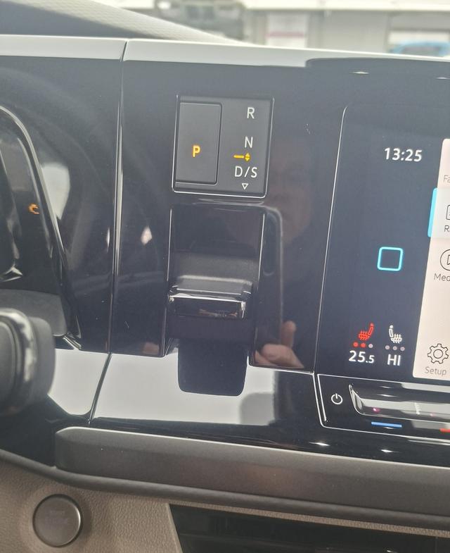 Volkswagen T7 Multivan 1.5 TSI DSG 6-S 19" Allwetter 