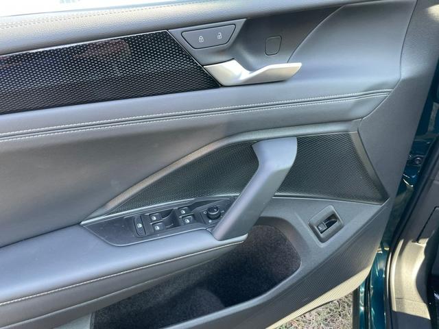 Volkswagen Tiguan 1.5 eTSI DSG 48V Limited AHK 360 Winter 18" 