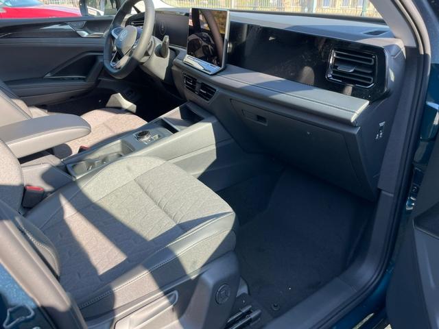 Volkswagen Tiguan 1.5 eTSI DSG 48V Limited AHK 360 Winter 18" 