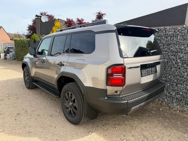Toyota Land Cruiser 2.8 D-4D AT 48V Navi Leder 360 ACC Bronze 