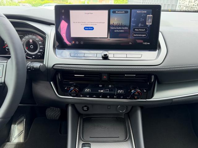 Nissan Qashqai 1.3 48V AT Connecta Navi LED T.Leder 