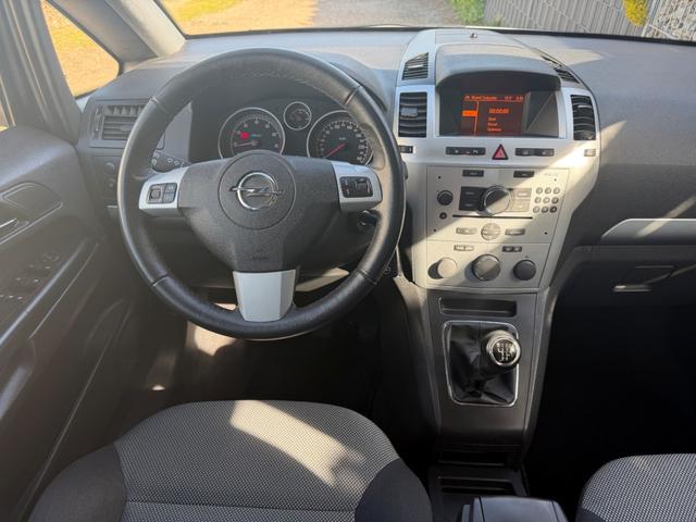 Opel Zafira 1.8 B 7-Sitzer Allwetter SHZ PDC 