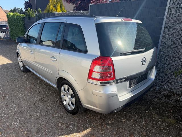 Opel Zafira 1.8 B 7-Sitzer Allwetter SHZ PDC 