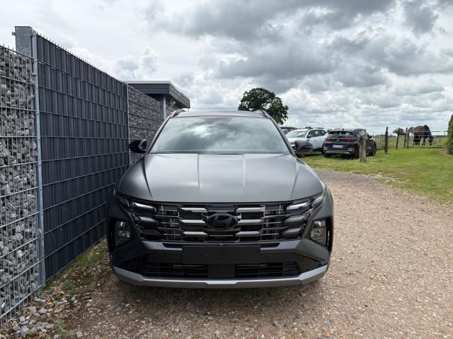 Hyundai TUCSON - HEV Pano Assist-Pack UWB Pine green