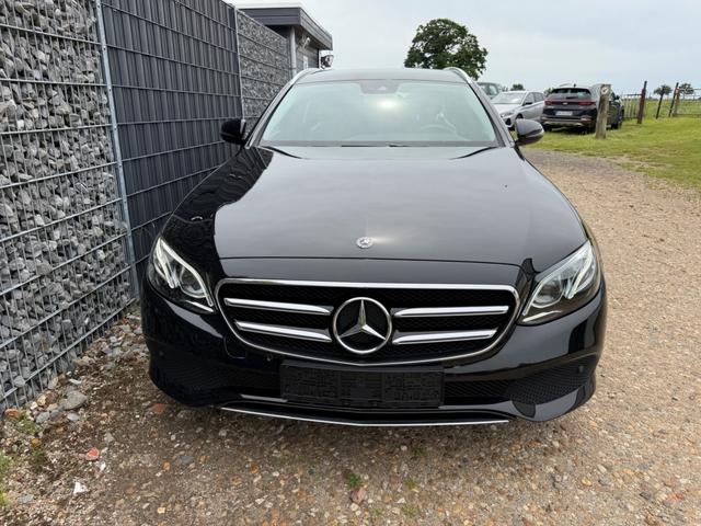 Mercedes-Benz E-Klasse d T Avantgarde AHK Totwinkel 