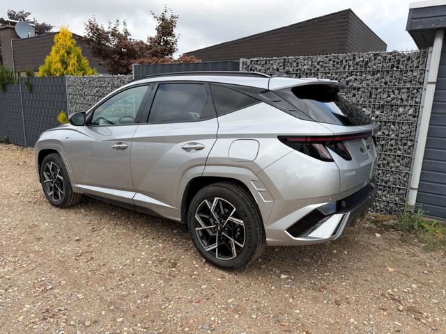 Hyundai TUCSON 1.6 T-GDI DCT N-Line PANO ACC EHK 