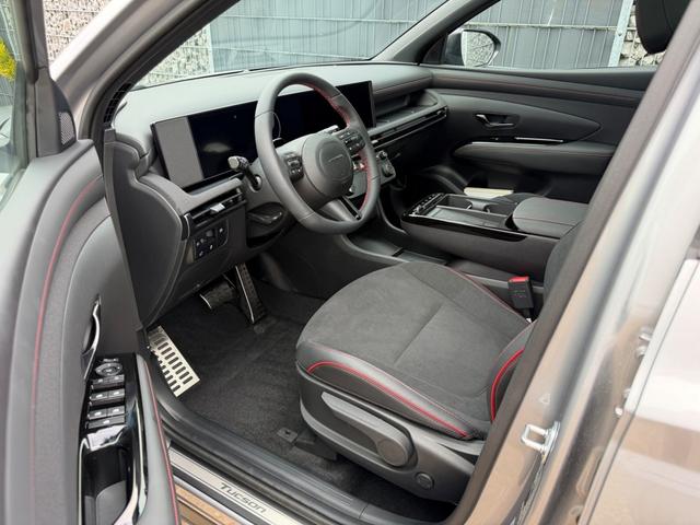 Hyundai TUCSON 1.6 T-GDI DCT N-Line PANO ACC EHK 