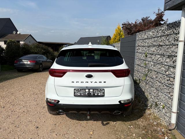Kia Sportage 1,6 T-GDI Black Edition JBL AHK Allwetter 