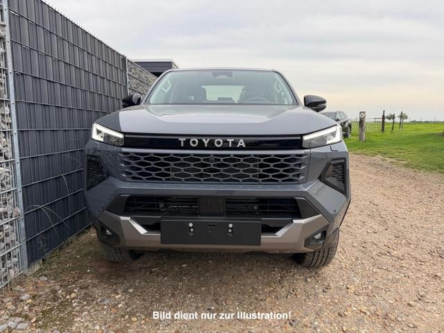 Toyota Hilux Double Cab 2.8 D-4D Hybrid 48V Invincible AT 4WD 