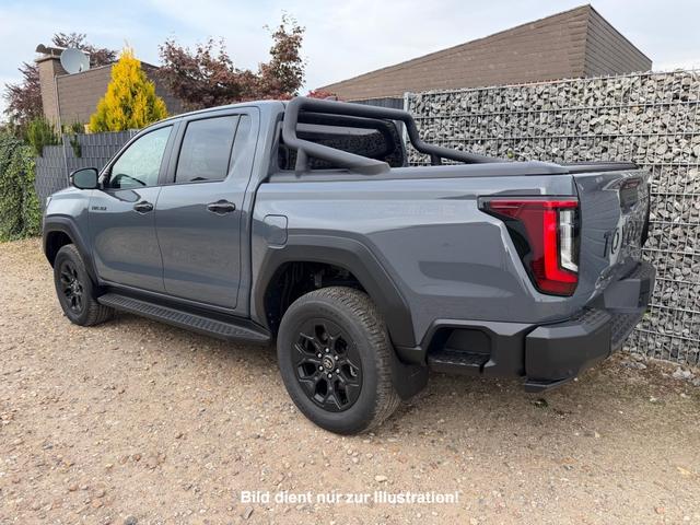 Toyota Hilux Double Cab 2.8 D-4D Hybrid 48V Invincible AT 4WD 