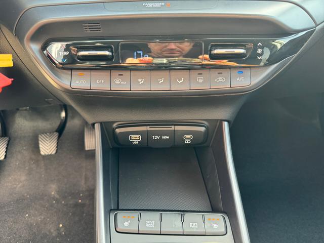 Hyundai i20 1,0 MJ25 Klimaauto Navi DiCo10,25 Kam PDC SpAs 