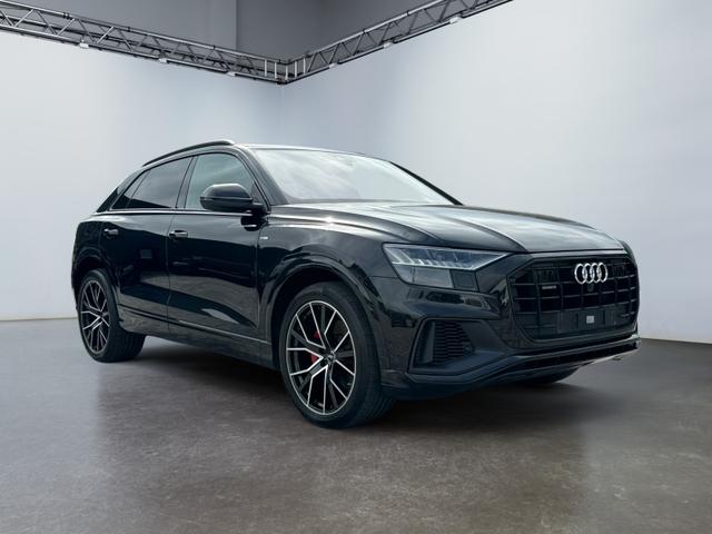 Audi Q8 - 55 TFSI 340PS