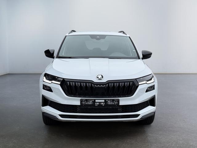 Skoda Karoq 1,5 TSI DSG Sportline 2ZKli AHK ACC SHT PDC Kam 5JG 