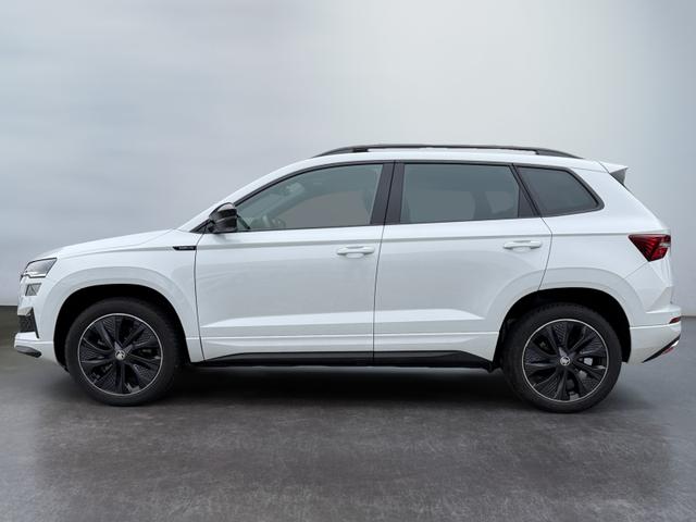 Skoda Karoq 1,5 TSI DSG Sportline 2ZKli AHK ACC SHT PDC Kam 5JG 