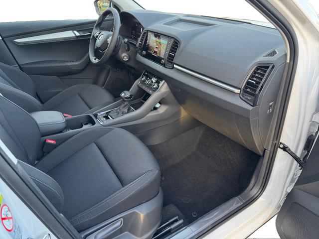 Skoda Karoq 1.5 TSI DSG Selec 2Zoklim SHZ LED 2xPDC Kam ACC AHK Sunset 5JG 