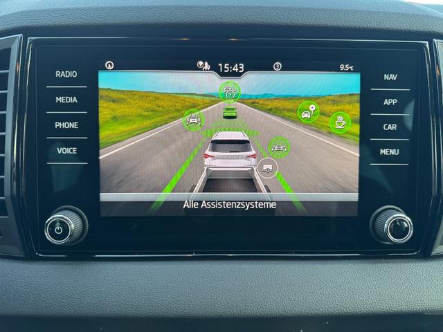 Skoda Karoq 1.5 TSI DSG Selec 2Zoklim SHZ LED 2xPDC Kam ACC AHK Sunset 5JG 