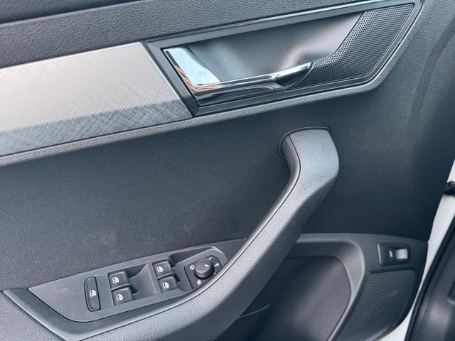 Skoda Karoq 1.5 TSI DSG Selec 2Zoklim SHZ LED 2xPDC Kam ACC AHK Sunset 5JG 
