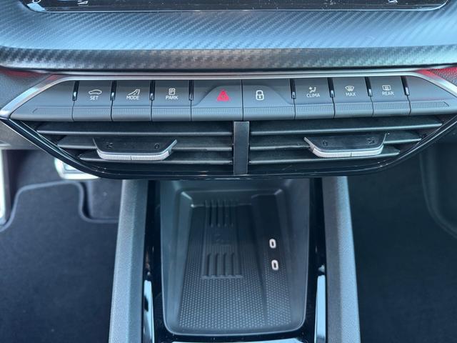Skoda Octavia RS 2,0 TSI DSG Matrix, Navi 13, 2 x PDC, el.Heck SHZ, SmLi, LED, 5JG 