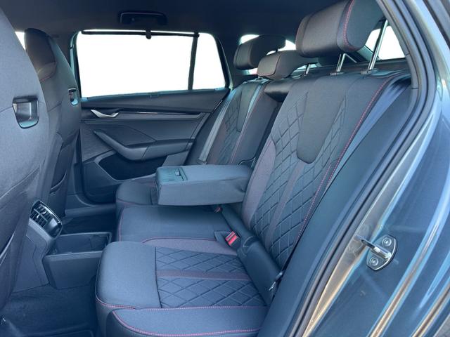 Skoda Octavia RS 2,0 TSI DSG Matrix, Navi 13, 2 x PDC, el.Heck SHZ, SmLi, LED, 5JG 