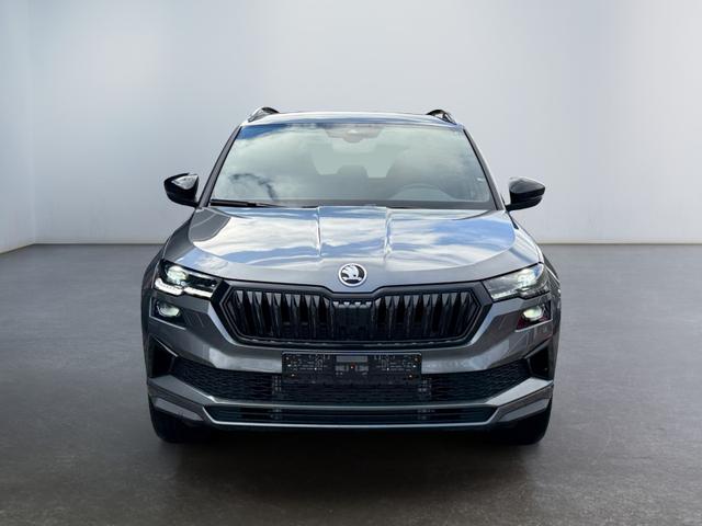 Skoda Karoq 1,5 TSI DSG Sportline 2ZKli ACC Cant 4xSHZ PDC Kam 5JG 