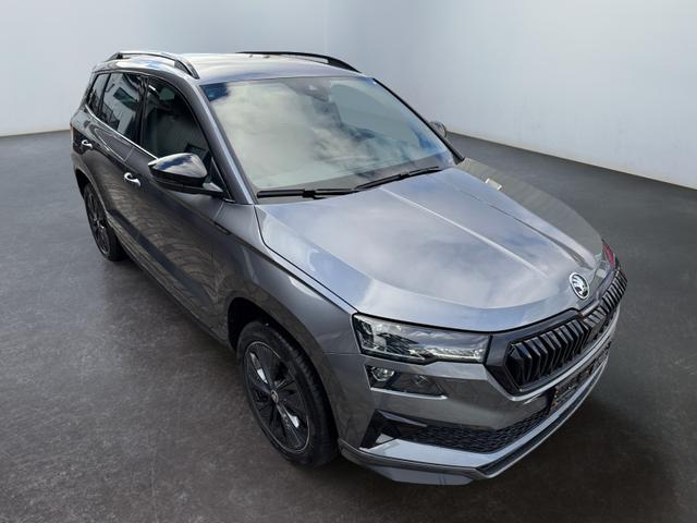 Skoda Karoq 1,5 TSI DSG Sportline 2ZKli ACC Cant 4xSHZ PDC Kam 5JG 