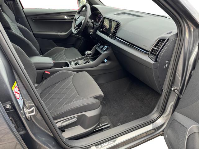 Skoda Karoq 1,5 TSI DSG Sportline 2ZKli ACC Cant 4xSHZ PDC Kam 5JG 