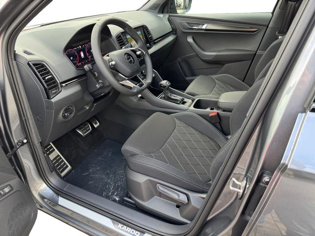 Skoda Karoq 1,5 TSI DSG Sportline 2ZKli ACC Cant 4xSHZ PDC Kam 5JG 