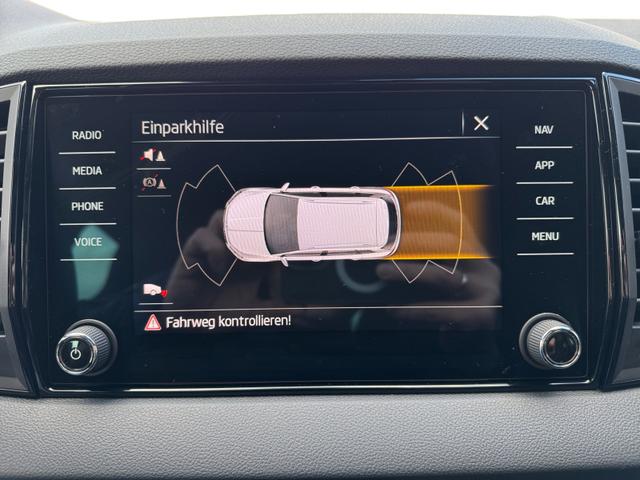 Skoda Karoq 1,5 TSI DSG Sportline 2ZKli ACC Cant 4xSHZ PDC Kam 5JG 