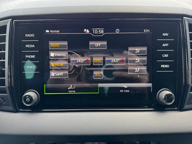 Skoda Karoq 1,5 TSI DSG Sportline 2ZKli ACC Cant 4xSHZ PDC Kam 5JG 