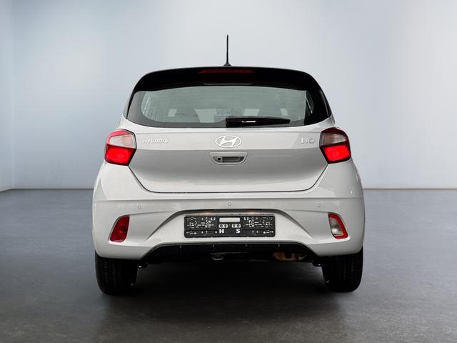 Hyundai i10 Comfort 1,0 AT Klima NAV CarPlay Spha BT Kam ALU PDC 