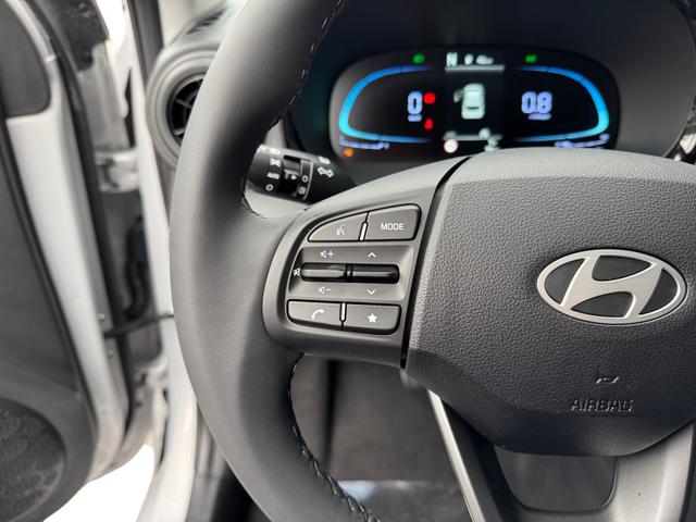 Hyundai i10 Comfort 1,0 AT Klima NAV CarPlay Spha BT Kam ALU PDC 