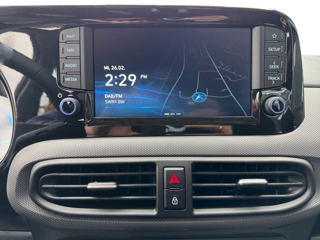 Hyundai i10 Comfort 1,0 AT Klima NAV CarPlay Spha BT Kam ALU PDC 