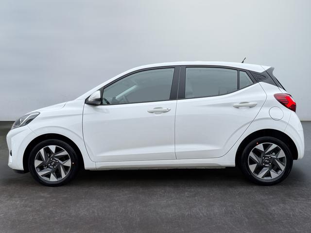Hyundai i10 1,2 1ZKlim NAV 8Z SHZ Spha BT Kam PDC Alu 