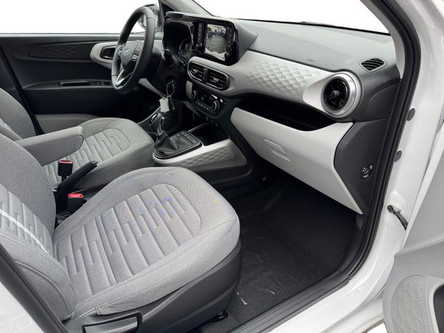 Hyundai i10 1,2 1ZKlim NAV 8Z SHZ Spha BT Kam PDC Alu 