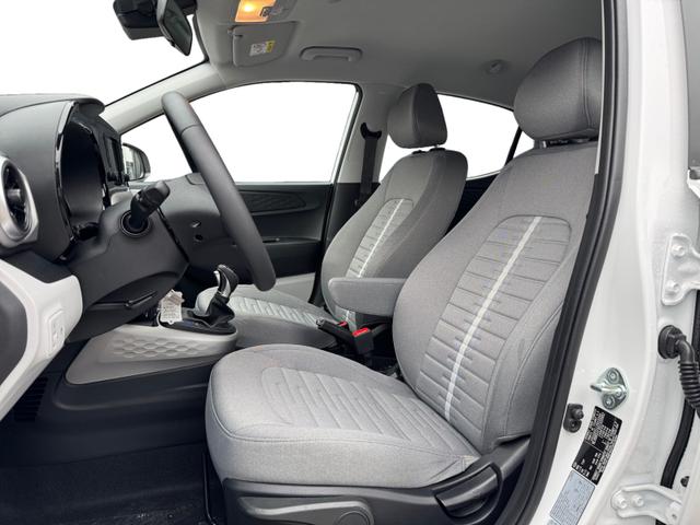 Hyundai i10 1,2 1ZKlim NAV 8Z SHZ Spha BT Kam PDC Alu 