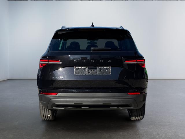 Skoda Karoq 1.5 TSI DSG Selec 2Zoklim SHZ LED 2xPDC Kam ACC AHK Sunset 5JG 