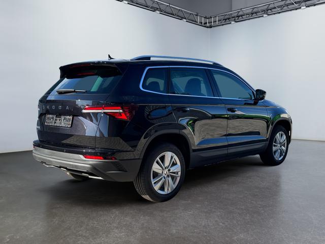 Skoda Karoq 1.5 TSI DSG Selec 2Zoklim SHZ LED 2xPDC Kam ACC AHK Sunset 5JG 