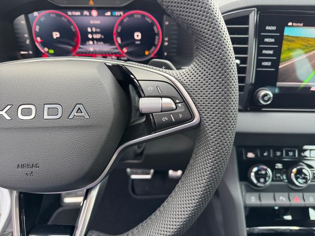 Skoda Karoq 1,5 TSI DSG Sportline 2ZKli AHK ACC Canton PDC Kam 19Zo 5JG 