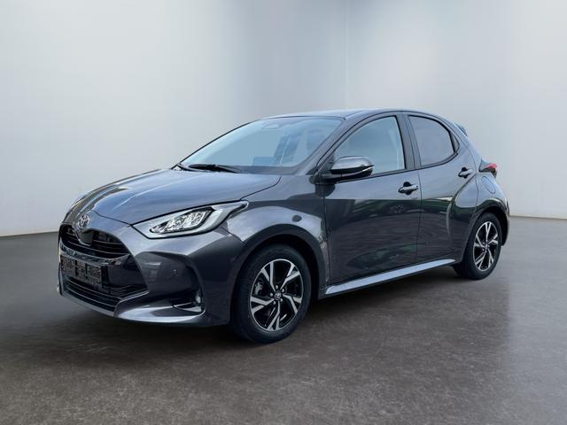 Toyota Yaris 1,5 CVT Hybrid Style ACC PDC Kam Spurh 