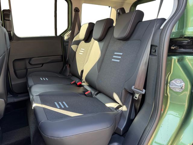 Ford Tourneo Courier Active 1,0 MJ25 Navi SHZ SpAs 5JG PDC Kam 