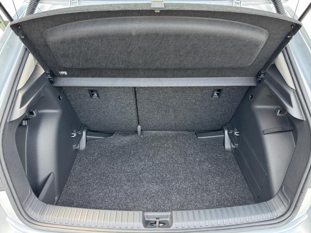 Skoda Fabia Drive Plus 1.0 TSI DSG 2ZKlim Kam ACC 2xPDC LED SmLi SHZ Spha 