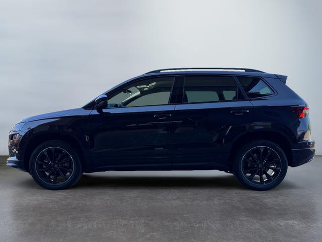 Skoda Karoq 1,5 TSI DSG Sportline 2ZKli AHK ACC SHT PDC Kam 5JG 