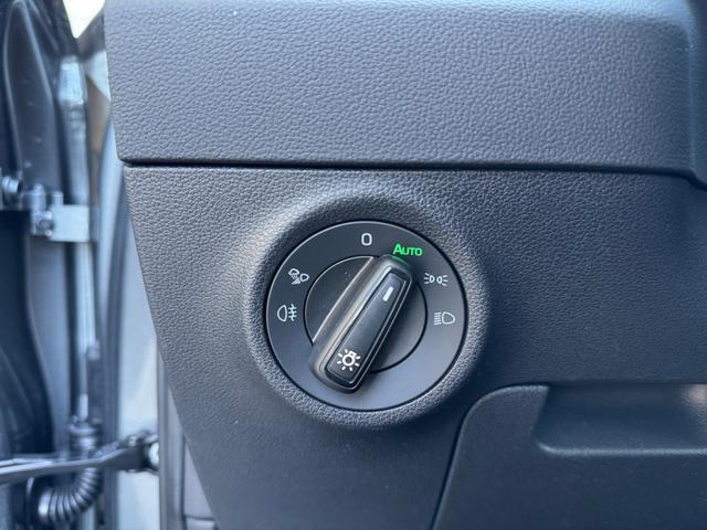 Skoda Karoq 2,0 TSI 4x4 DSG Sportline 2ZKli AHK ACC SHT PDC Kam 5JG 