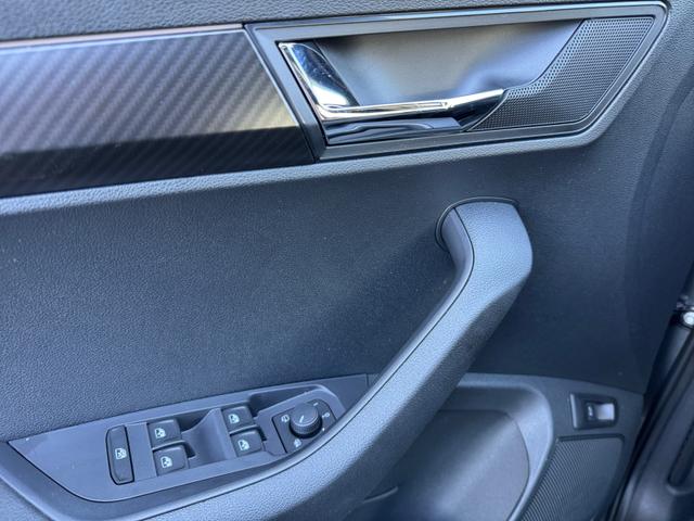 Skoda Karoq 2,0 TSI 4x4 DSG Sportline 2ZKli AHK ACC SHT PDC Kam 5JG 