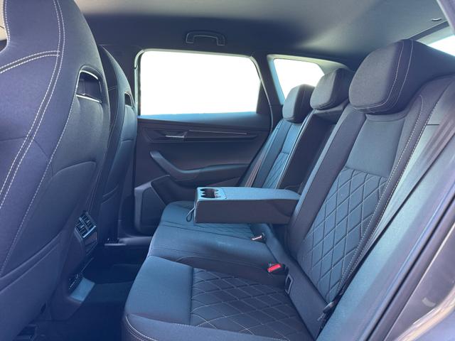 Skoda Karoq 2,0 TSI 4x4 DSG Sportline 2ZKli AHK ACC SHT PDC Kam 5JG 