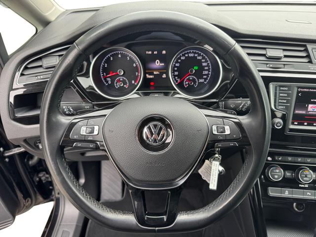 Volkswagen Touran 1.4 TSI Highline 7Sitz ERGO Nav SHZ 