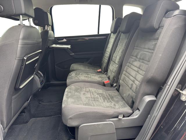 Volkswagen Touran 1.4 TSI Highline 7Sitz ERGO Nav SHZ 