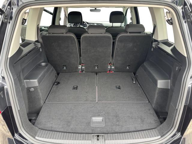 Volkswagen Touran 1.4 TSI Highline 7Sitz ERGO Nav SHZ 